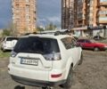 Мицубиси Аутлендер ХЛ 2011 в Киеве на Automoto.ua Белый Мицубиси Аутлендер ХЛ, объемом двигателя 2.18 л и пробегом 142 тыс. км за 14000 $, фото 3 на Automoto.ua