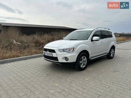 Мицубиси Аутлендер ХЛ 2010 в Ивано-Франковске на Automoto.ua Белый Мицубиси Аутлендер ХЛ, объемом двигателя 2.2 л и пробегом 225 тыс. км за 11200 $, фото 1 на Automoto.ua