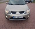 Міцубісі Аутлендер ХЛ 2007 у Трускавце на Automoto.ua Бежевий Міцубісі Аутлендер ХЛ, об'ємом двигуна 2.36 л та пробігом 202 тис. км за 8199 $, фото 1 на Automoto.ua
