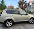 Бежевий Міцубісі Аутлендер ХЛ, об'ємом двигуна 3 л та пробігом 264 тис. км за 7490 $, фото 22 на Automoto.ua