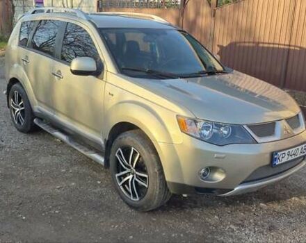 Бежевый Мицубиси Аутлендер ХЛ, объемом двигателя 3 л и пробегом 295 тыс. км за 9600 $, фото 5 на Automoto.ua