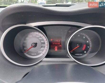 Бежевый Мицубиси Аутлендер ХЛ, объемом двигателя 2.4 л и пробегом 275 тыс. км за 8600 $, фото 27 на Automoto.ua