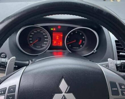 Бежевый Мицубиси Аутлендер ХЛ, объемом двигателя 3 л и пробегом 235 тыс. км за 8000 $, фото 12 на Automoto.ua