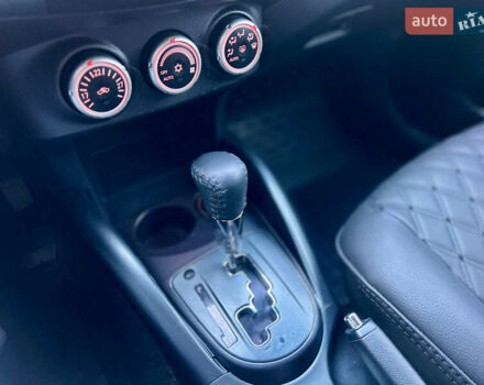 Бежевый Мицубиси Аутлендер ХЛ, объемом двигателя 2 л и пробегом 226 тыс. км за 8999 $, фото 48 на Automoto.ua