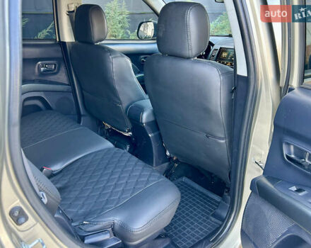 Бежевый Мицубиси Аутлендер ХЛ, объемом двигателя 2 л и пробегом 226 тыс. км за 8999 $, фото 22 на Automoto.ua