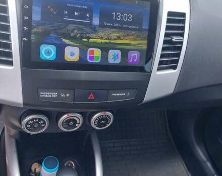 Бежевый Мицубиси Аутлендер ХЛ, объемом двигателя 2.4 л и пробегом 275 тыс. км за 8600 $, фото 18 на Automoto.ua