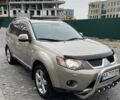 Бежевый Мицубиси Аутлендер ХЛ, объемом двигателя 3 л и пробегом 235 тыс. км за 8000 $, фото 5 на Automoto.ua