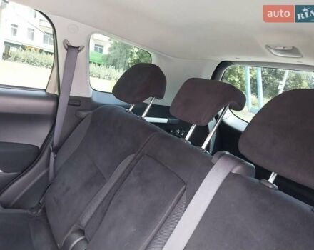 Бежевый Мицубиси Аутлендер ХЛ, объемом двигателя 2.4 л и пробегом 275 тыс. км за 8600 $, фото 14 на Automoto.ua