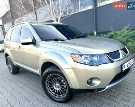 Бежевый Мицубиси Аутлендер ХЛ, объемом двигателя 2 л и пробегом 226 тыс. км за 8999 $, фото 33 на Automoto.ua