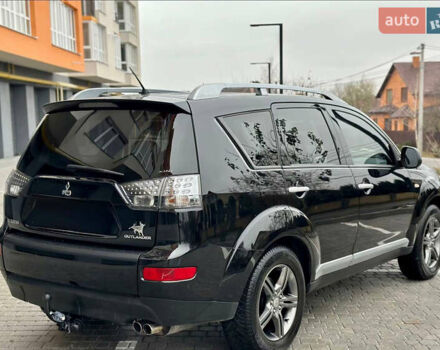 Чорний Міцубісі Аутлендер ХЛ, об'ємом двигуна 2 л та пробігом 222 тис. км за 10300 $, фото 6 на Automoto.ua
