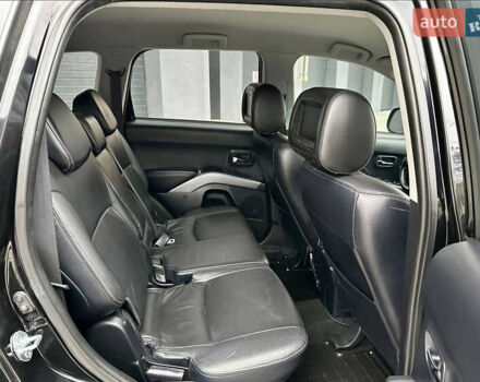 Чорний Міцубісі Аутлендер ХЛ, об'ємом двигуна 2 л та пробігом 222 тис. км за 10300 $, фото 8 на Automoto.ua