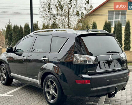 Чорний Міцубісі Аутлендер ХЛ, об'ємом двигуна 2 л та пробігом 222 тис. км за 10300 $, фото 4 на Automoto.ua
