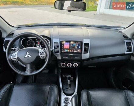Черный Мицубиси Аутлендер ХЛ, объемом двигателя 3 л и пробегом 150 тыс. км за 9500 $, фото 8 на Automoto.ua