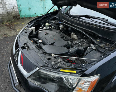 Чорний Міцубісі Аутлендер ХЛ, об'ємом двигуна 2.4 л та пробігом 283 тис. км за 8900 $, фото 32 на Automoto.ua