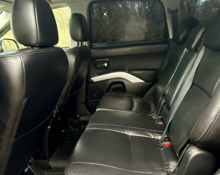 Черный Мицубиси Аутлендер ХЛ, объемом двигателя 2.4 л и пробегом 230 тыс. км за 8500 $, фото 20 на Automoto.ua