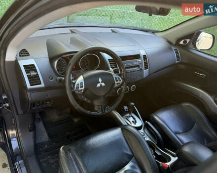 Чорний Міцубісі Аутлендер ХЛ, об'ємом двигуна 2.36 л та пробігом 286 тис. км за 7900 $, фото 34 на Automoto.ua