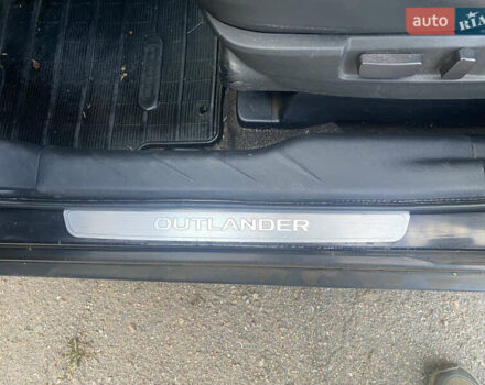 Черный Мицубиси Аутлендер ХЛ, объемом двигателя 1.97 л и пробегом 207 тыс. км за 8200 $, фото 19 на Automoto.ua