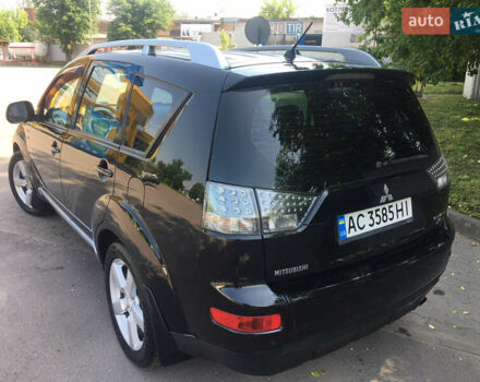 Черный Мицубиси Аутлендер ХЛ, объемом двигателя 3 л и пробегом 273 тыс. км за 9999 $, фото 7 на Automoto.ua