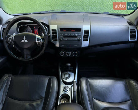 Чорний Міцубісі Аутлендер ХЛ, об'ємом двигуна 2.36 л та пробігом 286 тис. км за 7900 $, фото 36 на Automoto.ua