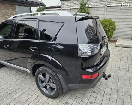 Чорний Міцубісі Аутлендер ХЛ, об'ємом двигуна 3 л та пробігом 238 тис. км за 10800 $, фото 3 на Automoto.ua