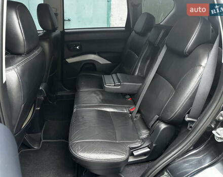 Чорний Міцубісі Аутлендер ХЛ, об'ємом двигуна 2.4 л та пробігом 283 тис. км за 8900 $, фото 20 на Automoto.ua