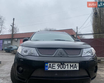 Черный Мицубиси Аутлендер ХЛ, объемом двигателя 3 л и пробегом 193 тыс. км за 12200 $, фото 7 на Automoto.ua