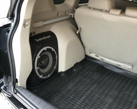 Черный Мицубиси Аутлендер ХЛ, объемом двигателя 3 л и пробегом 207 тыс. км за 9300 $, фото 9 на Automoto.ua