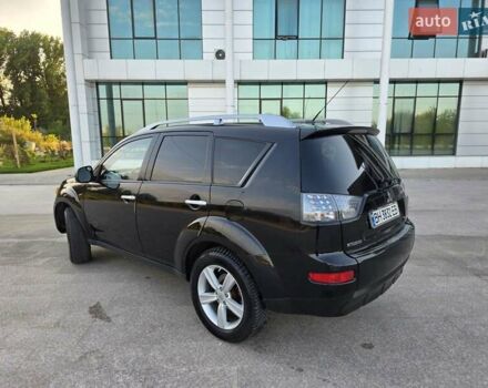 Черный Мицубиси Аутлендер ХЛ, объемом двигателя 3 л и пробегом 150 тыс. км за 9500 $, фото 13 на Automoto.ua