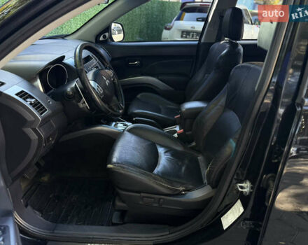 Чорний Міцубісі Аутлендер ХЛ, об'ємом двигуна 2.36 л та пробігом 286 тис. км за 7900 $, фото 30 на Automoto.ua