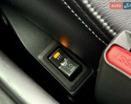 Черный Мицубиси Аутлендер ХЛ, объемом двигателя 3 л и пробегом 214 тыс. км за 9500 $, фото 20 на Automoto.ua