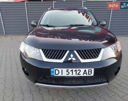 Чорний Міцубісі Аутлендер ХЛ, об'ємом двигуна 2.4 л та пробігом 181 тис. км за 8990 $, фото 2 на Automoto.ua