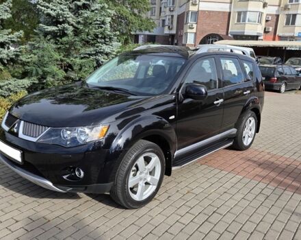 Черный Мицубиси Аутлендер ХЛ, объемом двигателя 2.4 л и пробегом 31 тыс. км за 15000 $, фото 2 на Automoto.ua