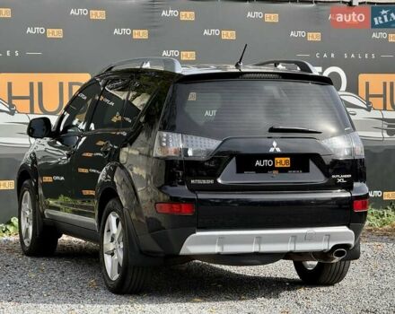 Чорний Міцубісі Аутлендер ХЛ, об'ємом двигуна 2.4 л та пробігом 104 тис. км за 10800 $, фото 3 на Automoto.ua