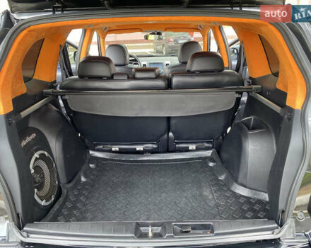 Черный Мицубиси Аутлендер ХЛ, объемом двигателя 3 л и пробегом 154 тыс. км за 8900 $, фото 27 на Automoto.ua