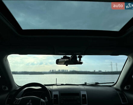Черный Мицубиси Аутлендер ХЛ, объемом двигателя 2.4 л и пробегом 212 тыс. км за 9350 $, фото 11 на Automoto.ua
