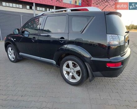 Чорний Міцубісі Аутлендер ХЛ, об'ємом двигуна 2.4 л та пробігом 181 тис. км за 8990 $, фото 10 на Automoto.ua