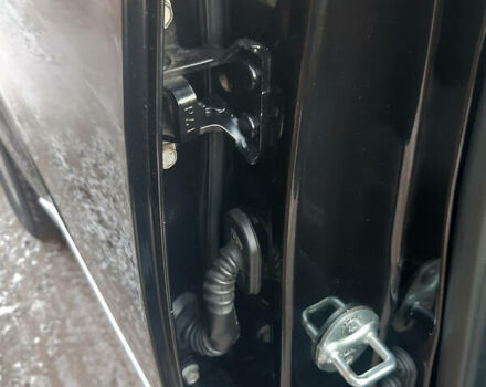 Черный Мицубиси Аутлендер ХЛ, объемом двигателя 2.4 л и пробегом 196 тыс. км за 8755 $, фото 18 на Automoto.ua