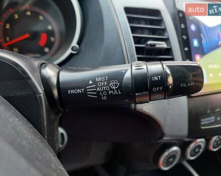 Чорний Міцубісі Аутлендер ХЛ, об'ємом двигуна 2.4 л та пробігом 181 тис. км за 8990 $, фото 23 на Automoto.ua
