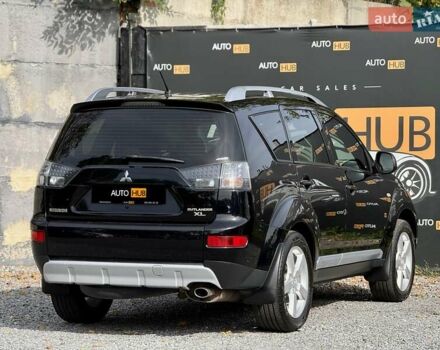 Чорний Міцубісі Аутлендер ХЛ, об'ємом двигуна 2.4 л та пробігом 104 тис. км за 10800 $, фото 5 на Automoto.ua