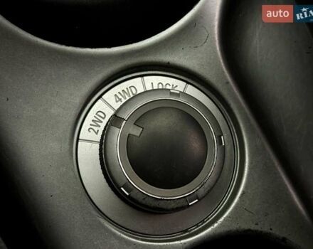 Черный Мицубиси Аутлендер ХЛ, объемом двигателя 3 л и пробегом 214 тыс. км за 9500 $, фото 19 на Automoto.ua