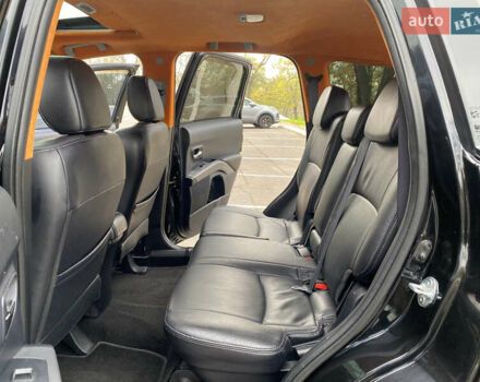 Черный Мицубиси Аутлендер ХЛ, объемом двигателя 3 л и пробегом 154 тыс. км за 8900 $, фото 24 на Automoto.ua