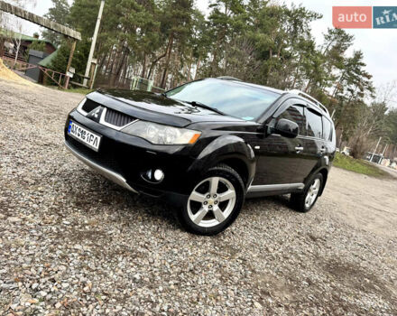 Чорний Міцубісі Аутлендер ХЛ, об'ємом двигуна 2.4 л та пробігом 229 тис. км за 9790 $, фото 2 на Automoto.ua