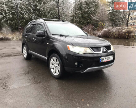 Чорний Міцубісі Аутлендер ХЛ, об'ємом двигуна 2 л та пробігом 306 тис. км за 9799 $, фото 6 на Automoto.ua