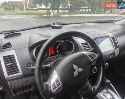 Черный Мицубиси Аутлендер ХЛ, объемом двигателя 2.36 л и пробегом 87 тыс. км за 11500 $, фото 11 на Automoto.ua
