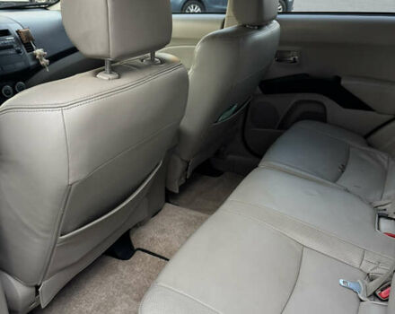 Чорний Міцубісі Аутлендер ХЛ, об'ємом двигуна 3 л та пробігом 243 тис. км за 12500 $, фото 24 на Automoto.ua