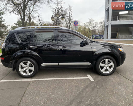 Черный Мицубиси Аутлендер ХЛ, объемом двигателя 3 л и пробегом 154 тыс. км за 8900 $, фото 9 на Automoto.ua