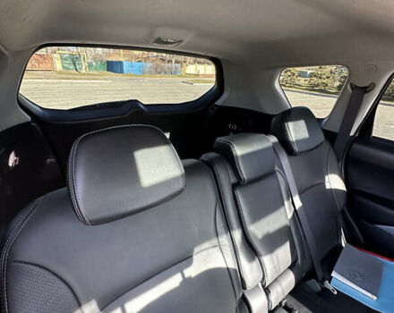 Черный Мицубиси Аутлендер ХЛ, объемом двигателя 2.4 л и пробегом 198 тыс. км за 11000 $, фото 13 на Automoto.ua