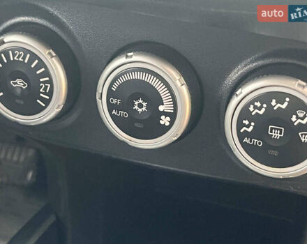 Черный Мицубиси Аутлендер ХЛ, объемом двигателя 3 л и пробегом 285 тыс. км за 9590 $, фото 18 на Automoto.ua