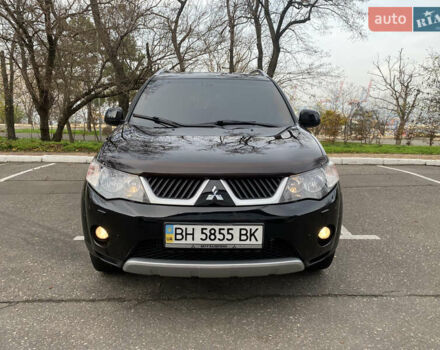 Черный Мицубиси Аутлендер ХЛ, объемом двигателя 3 л и пробегом 154 тыс. км за 8900 $, фото 7 на Automoto.ua
