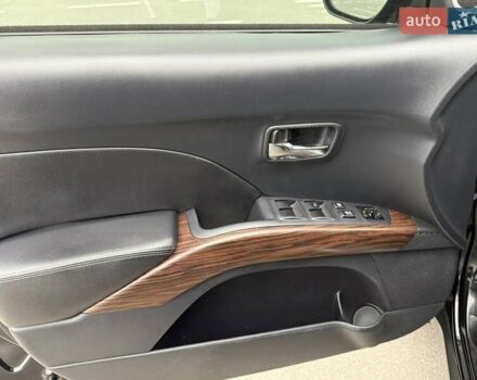 Черный Мицубиси Аутлендер ХЛ, объемом двигателя 2.36 л и пробегом 175 тыс. км за 9700 $, фото 9 на Automoto.ua